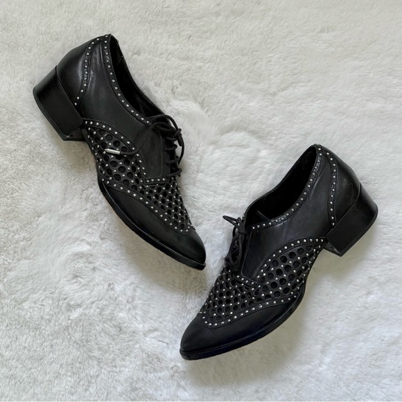 DOLCE VITA 9.5 RARE Women’s Howell Leather Mesh Studded Retro Oxfords • REVOLVE - Picture 1 of 15